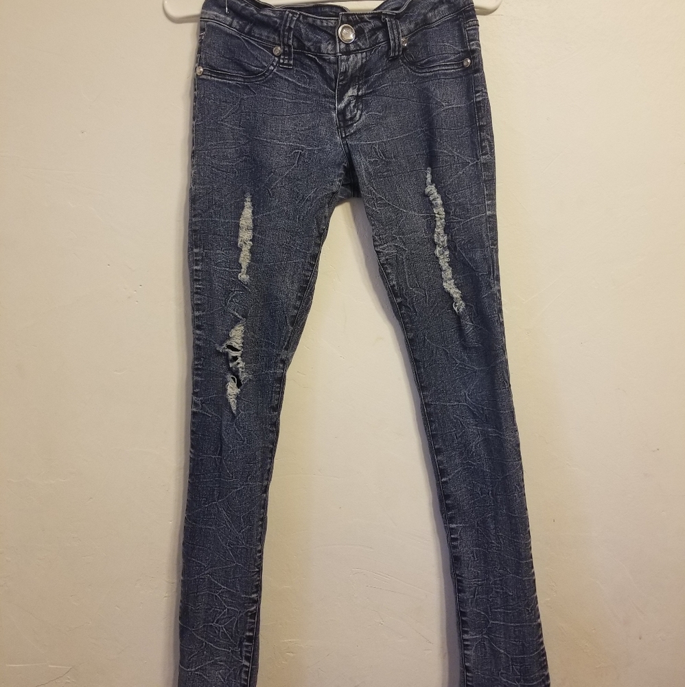 Distsressed Jeans
